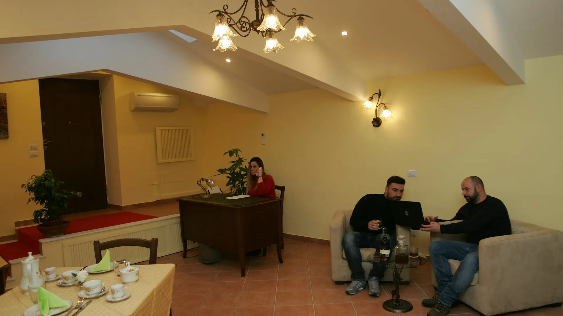 Bed & Breakfast Mercatello Relais Old City Naples